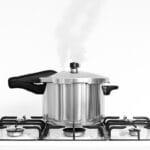 Δες τις 8 συμβουλές ασφαλείας για Χύτρα ταχύτητας. Ασφαλές μαγείρεμα με σωστή χρήση με πίεση και ατμό